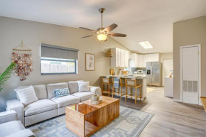 Dtwn Palm Harbor Condo Walk to Water!